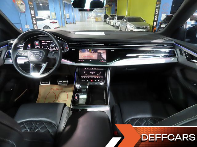 Audi Q8 55 TFSI Quattro Premium купить на сайте DeffCars