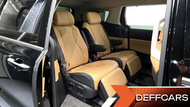 Kia CARNIVAL Gasoline 7-Seater Noblesse купить на сайте DeffCars