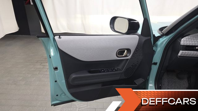Mini COOPER 5 Door Favoured купить на сайте DeffCars