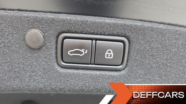 Hyundai GRANDEUR 3.3 Calligraphy купить на сайте DeffCars