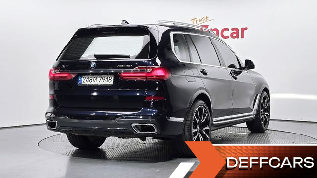 BMW X7 xDrive 40i M Sport 6STR купить на сайте DeffCars