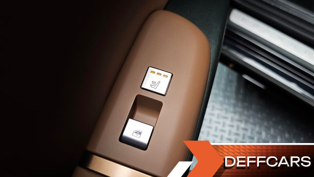 Hyundai GRANDEUR 2,5 Gasoline 2WD Calligraphy купить на сайте DeffCars