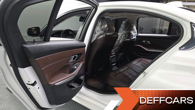 BMW 3-SERIES 320i Luxury купить на сайте DeffCars
