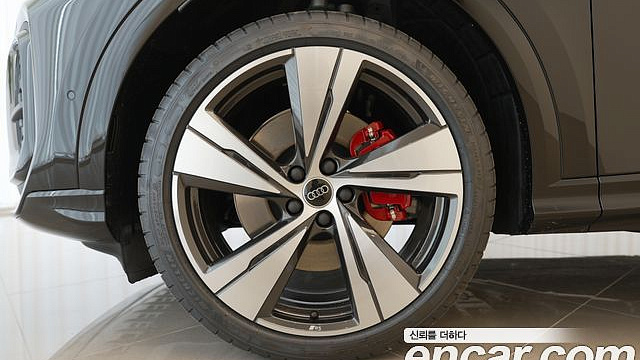 Audi Q5 40 TDI Quattro S Line Black Edition купить на сайте DeffCars