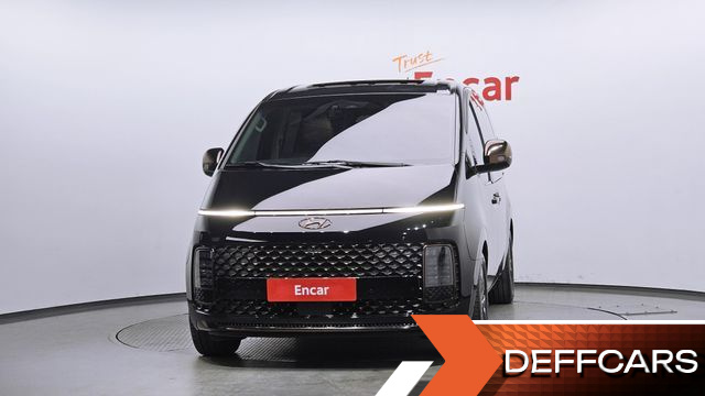 Hyundai STARIA L3.5 Lounge 9-Seater Inspiration купить на сайте DeffCars