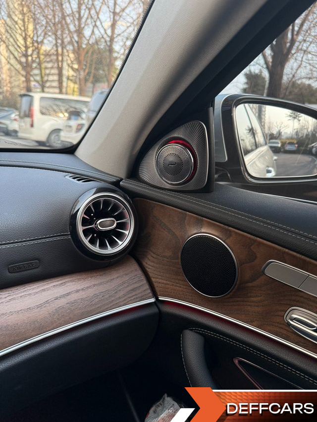 Mercedes E-CLASS E220d 4MATIC Exclusive купить на сайте DeffCars