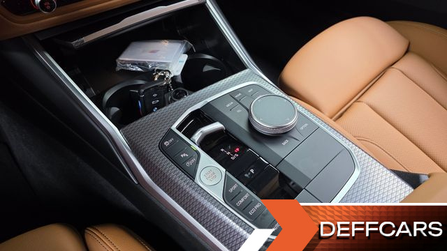 BMW 3-SERIES 320i M Sport купить на сайте DeffCars