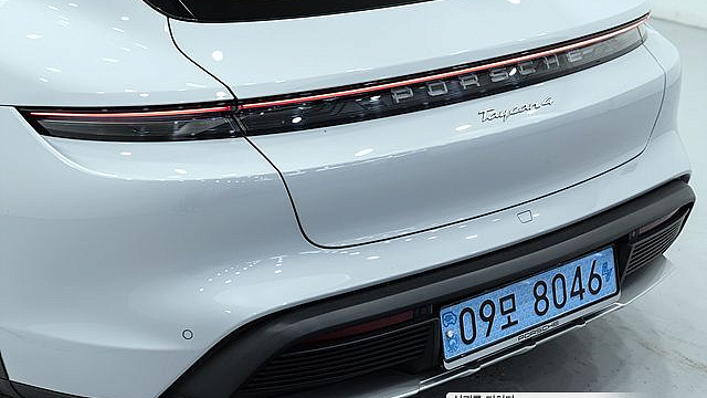 Porsche TAYCAN 4 Cross Turismo купить на сайте DeffCars