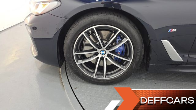 BMW 5-SERIES 520i M Sport купить на сайте DeffCars