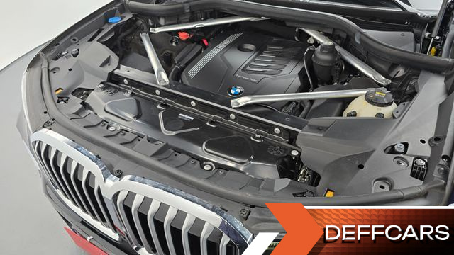 BMW X7 xDrive 40i M Sport 6STR купить на сайте DeffCars