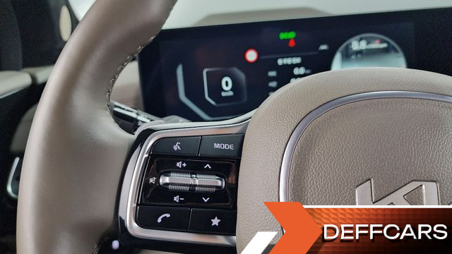 Kia CARNIVAL 9-Seater Hi Limousine (Special Vehicle) купить на сайте DeffCars