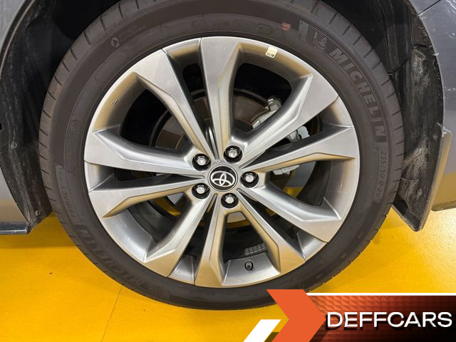 Toyota SIENNA 2.5 Hybrid 2WD купить на сайте DeffCars