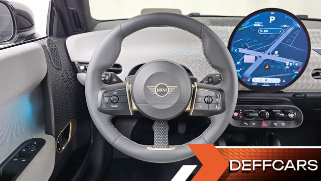 Mini COOPER SE Favoured купить на сайте DeffCars
