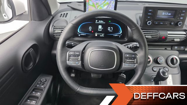 Hyundai CASPER Van Smart купить на сайте DeffCars
