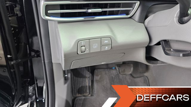 Hyundai AVANTE Inspiration купить на сайте DeffCars