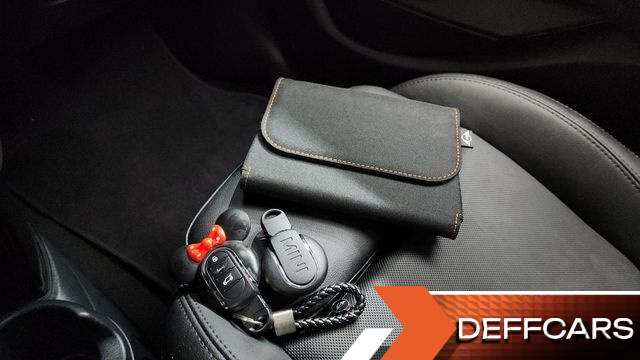 Mini COOPER 5Door Classic Third Generation купить на сайте DeffCars