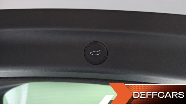Tesla MODEL Y Performance AWD купить на сайте DeffCars
