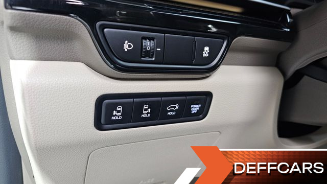 Kia CARNIVAL Diesel 9-Seater Gravity купить на сайте DeffCars