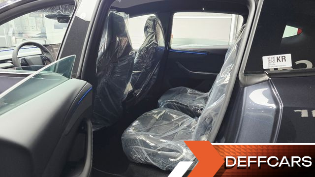 Tesla MODEL Y L Long Range AWD купить на сайте DeffCars