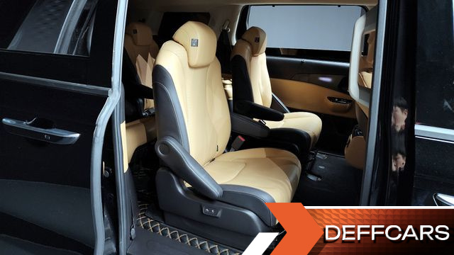 Kia CARNIVAL Gasoline 9-Seater Signature купить на сайте DeffCars