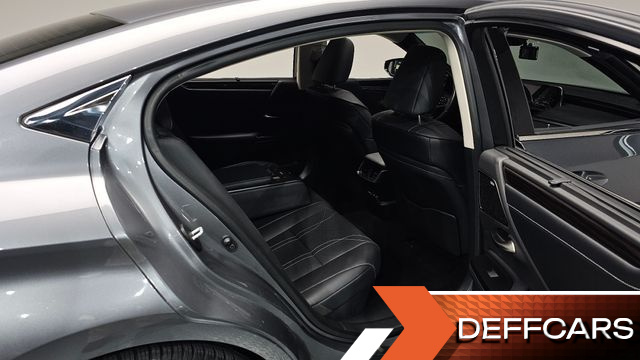 Lexus ES Executive купить на сайте DeffCars