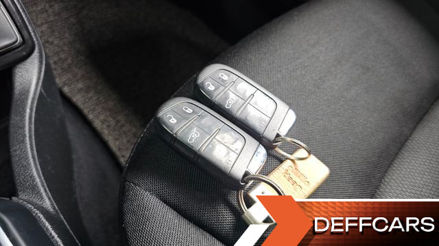 Jeep RENEGADE 2.4 Longitude купить на сайте DeffCars