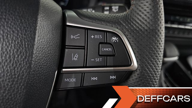 Toyota SIENNA 2.5 Hybrid 2WD купить на сайте DeffCars