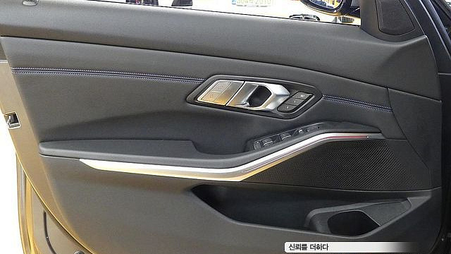 BMW 3-SERIES 320i M Sport купить на сайте DeffCars