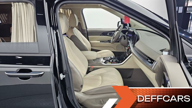 Kia CARNIVAL Gasoline 9-Seater Hi-Limousine Signature купить на сайте DeffCars
