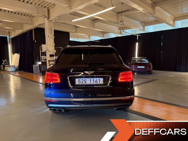 Bentley BENTAYGA 6.0 W12 купить на сайте DeffCars