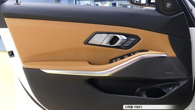 BMW 3-SERIES 320i M Sport купить на сайте DeffCars