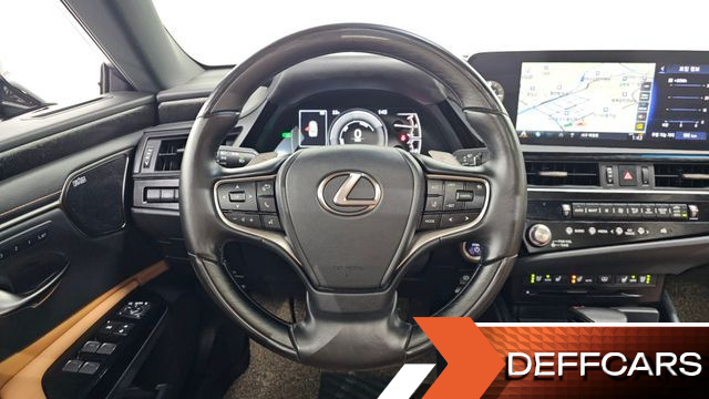 Lexus ES Executive купить на сайте DeffCars