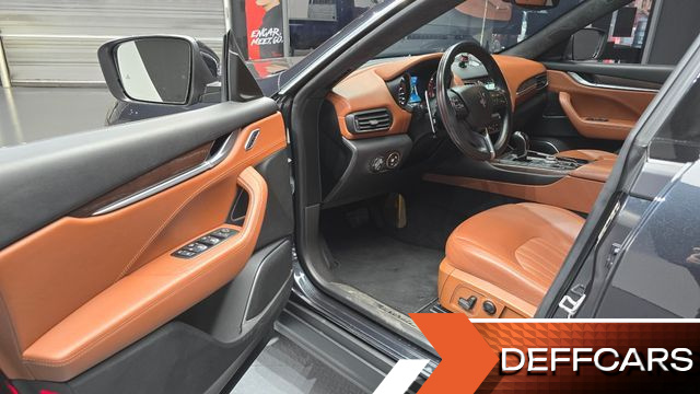 Maserati LEVANTE 3.0 Diesel AWD GranLusso купить на сайте DeffCars