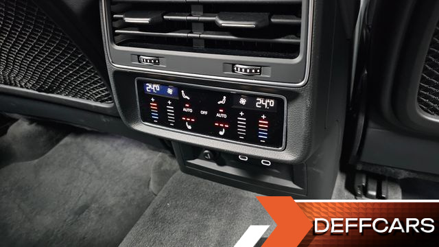 Audi Q8 55 TFSI Quattro Premium купить на сайте DeffCars