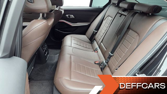 BMW 3-SERIES 320i Luxury купить на сайте DeffCars