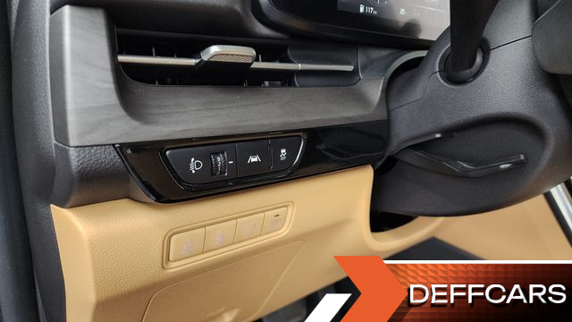 Kia CARNIVAL 9-Seater Signature купить на сайте DeffCars