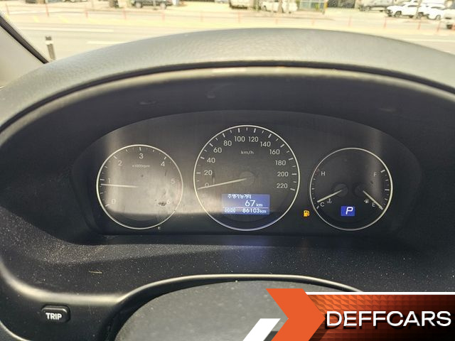 Hyundai STAREX Van 3-Seater Smart купить на сайте DeffCars