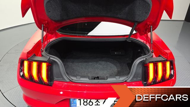 Ford MUSTANG Coupe купить на сайте DeffCars