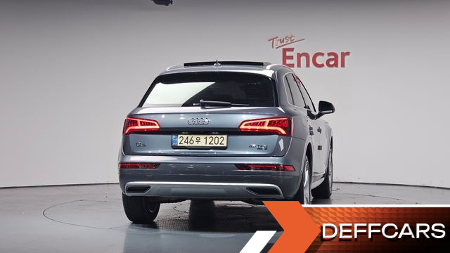 Audi Q5 45 TFSI Quattro Premium купить на сайте DeffCars