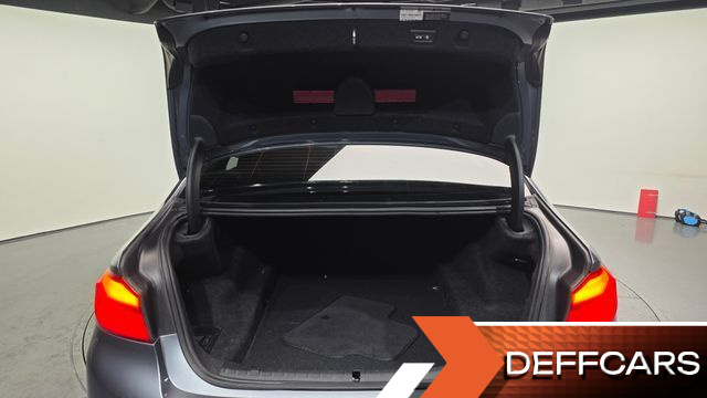 BMW 5-SERIES 520d xDrive M Sport Package купить на сайте DeffCars