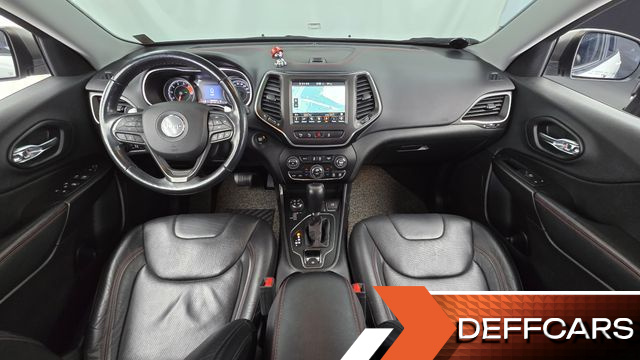 Jeep CHEROKEE 3.2 Trailhawk AWD купить на сайте DeffCars