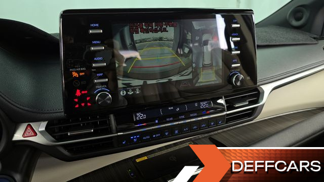Toyota SIENNA 2.5 Hybrid 2WD купить на сайте DeffCars
