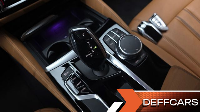 BMW 5-SERIES 520i Luxury купить на сайте DeffCars