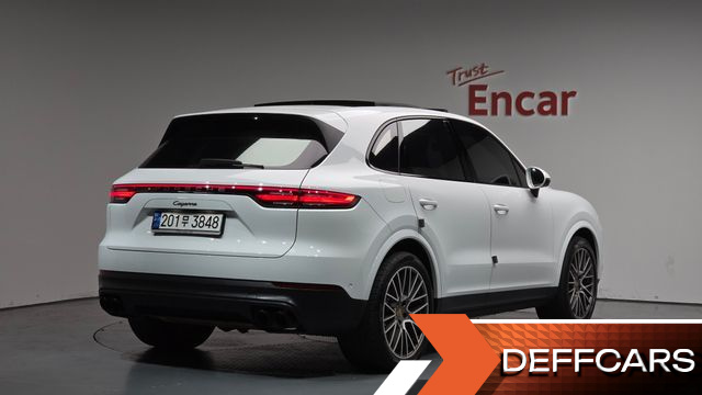 Porsche CAYENNE 3.0 PLATINUM EDITION купить на сайте DeffCars