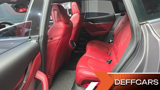 Maserati LEVANTE 3.0 AWD Sport купить на сайте DeffCars