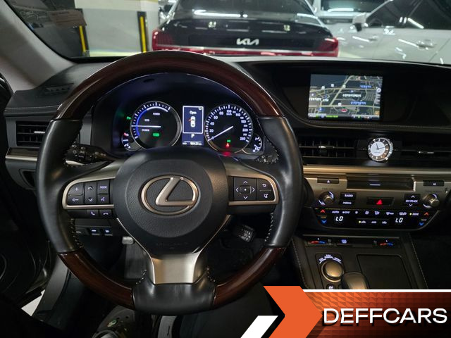 Lexus ES Supreme XV60 купить на сайте DeffCars