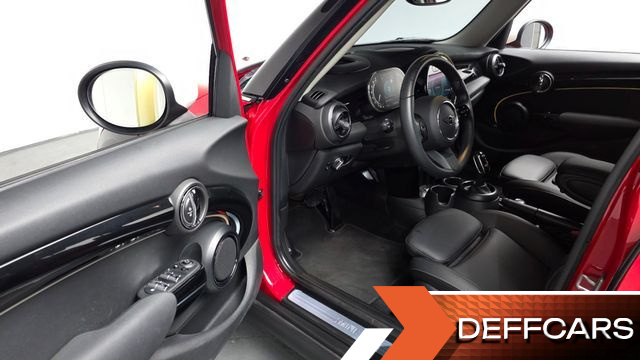 Mini COOPER 5Door Classic Third Generation купить на сайте DeffCars