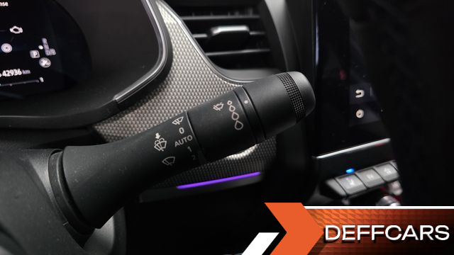 Renault-KoreaSamsung XM3 1.6 E-TECH Inspire e-shifter купить на сайте DeffCars
