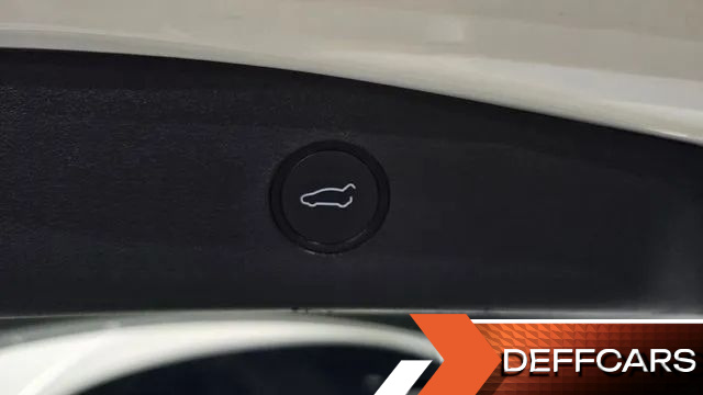 Tesla MODEL 3 Long Range AWD купить на сайте DeffCars