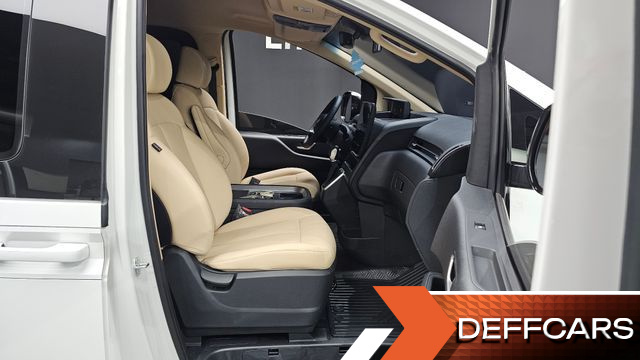 Hyundai STARIA Cargo 5-Seater Modern купить на сайте DeffCars